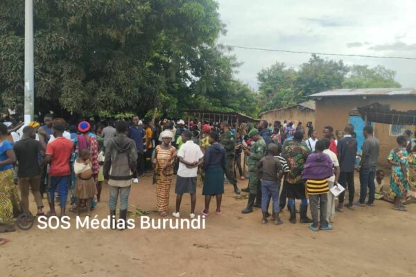 Residents of the Rusizi plain in a demonstration to denounce insecurity and the presence of MONUSCO (United Nations Mission in Congo), (SOS Médias Burundi)