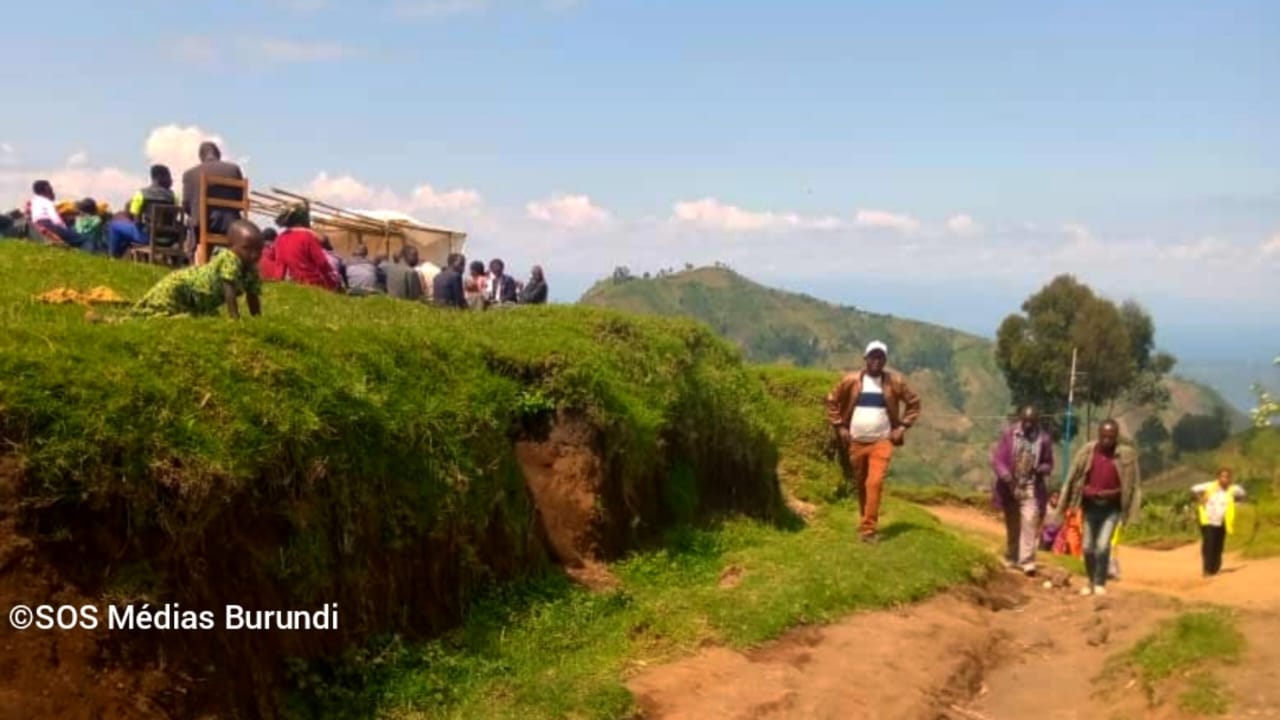 An area where local militias have erected barriers in North Kivu, June 2023 (SOS Médias Burundi)