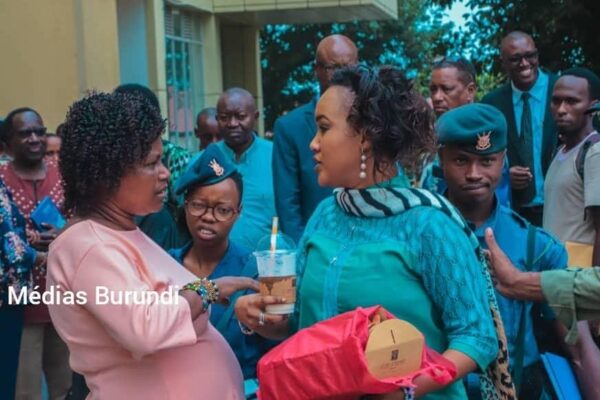 Burundi : Burundian President pardoned journalist Floriane Irangabiye