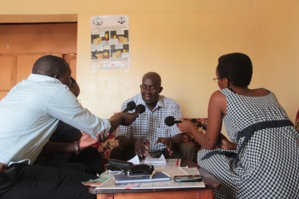 Burundi : fuel shortage affects media work