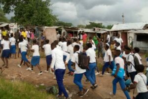 Students and schoolchildren from the Lusenda camp in eastern DRC, March 2022 (SOS Médias Burundi)