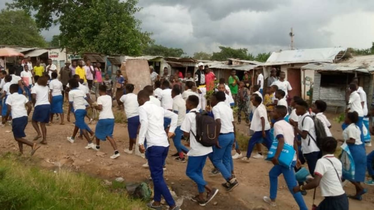 Students and schoolchildren from the Lusenda camp in eastern DRC, March 2022 (SOS Médias Burundi)