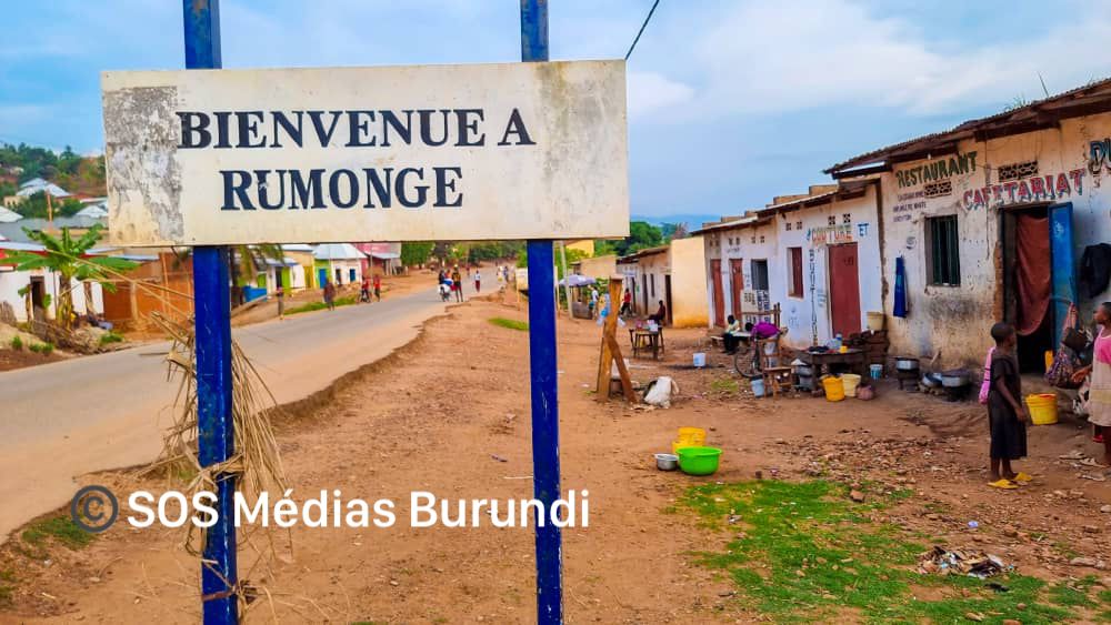 A sign welcoming people to the province of Rumonge where Izere Fm radio is located (SOS Médias Burundi)