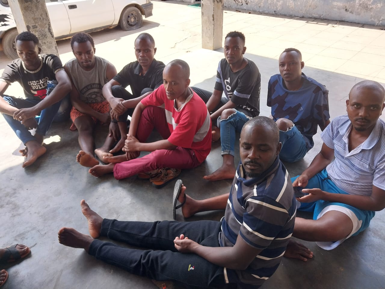 The eight Burundians detained by the Mozambican police and threatened with being sent to prison if they do not find the deportation fees themselves, DR