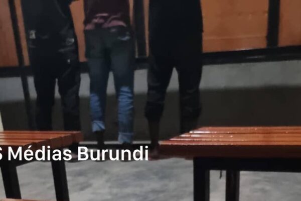 Kayanza: wakala wa benki aliyehukumiwa kifungo cha miaka mitano jela kwa kuwatusi wanandoa wa rais