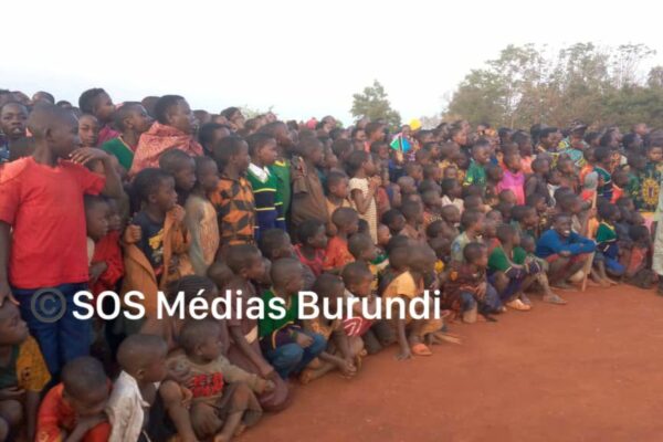 Tanzanie : la fermeture des camps retardée d’une année