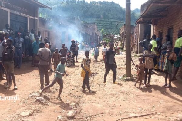 Un centre de négoce à Mabayi où les filles et femmes ont été interdites de travailler dans les établissements de boisson