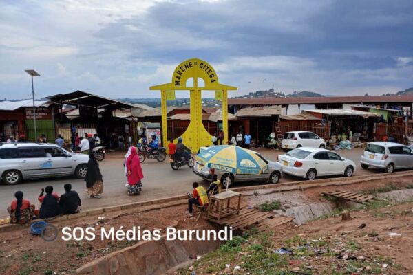 Gitega : a couple arrested for an alleged murder The central market of Gitega in the political capital of Burundi (SOS Médias Burundi)
