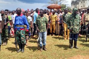 Imbonerakure and former CNDD-FDD combatants participate in a military parade in the province of Cibitoke in northwestern Burundi, October 2024 (SOS Médias Burundi)
