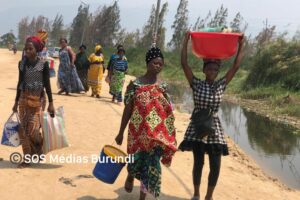 Des commerçantes ambulantes à Uvira à l'est du Congo, avril 2025 © SOS Médias Burundi