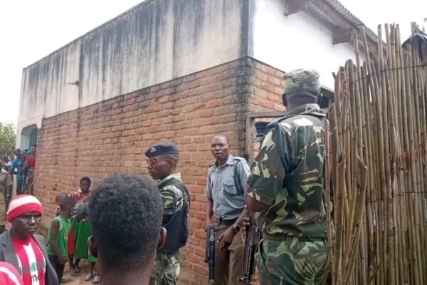 Dzaleka (Malawi) : Burundian refugees stage a sit-in against discrimination in humanitarian aid