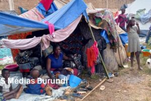 Un centre d'accueil des réfugiés congolais installé dans le nord-ouest du Burundi. Les concernés disent vivre dans des conditions très difficiles suite à la réduction des aides © SOS Médias Burundi
